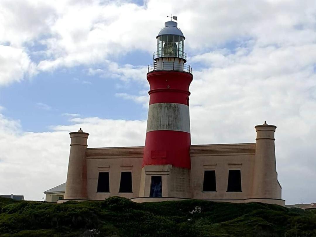 Hotel 4 On Hoffman Seaview Agulhas Esterno foto