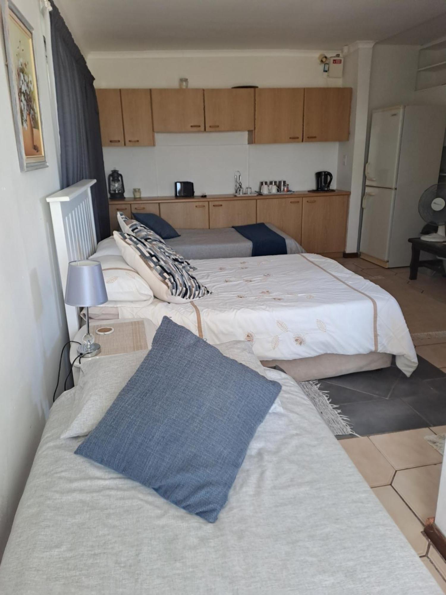 Hotel 4 On Hoffman Seaview Agulhas Esterno foto